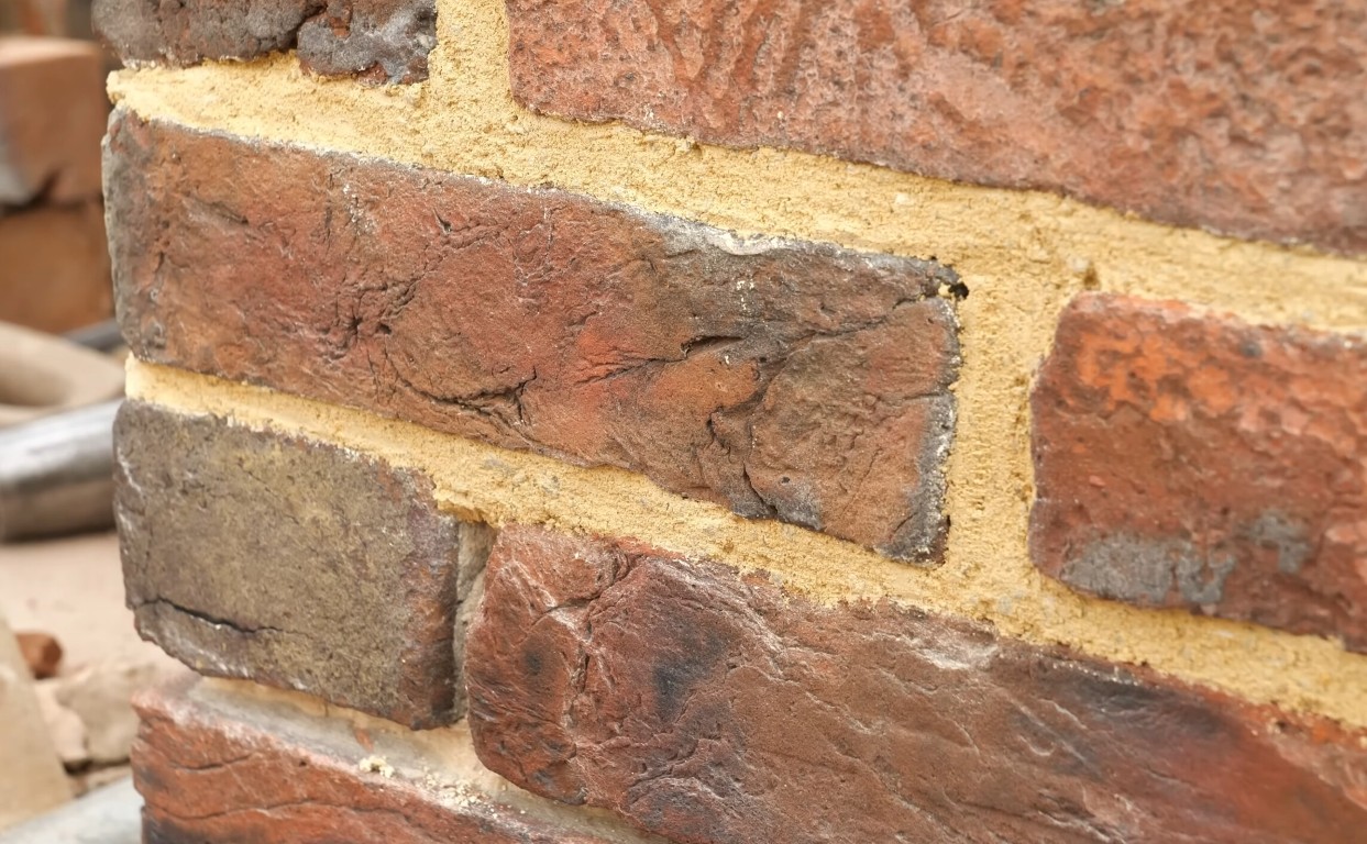 Tuckpointing & Repointing Services